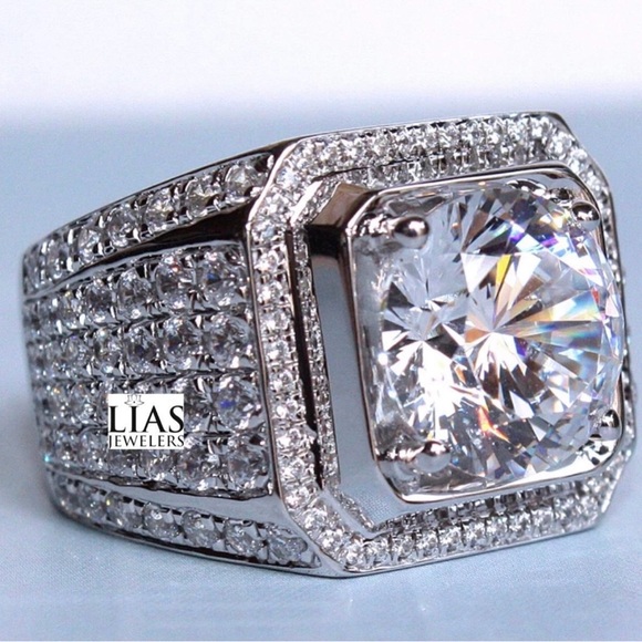 New 18k white gold men wedding ring